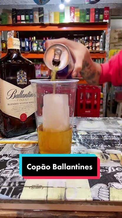DOSE BALLANTINES C/ RED BULL